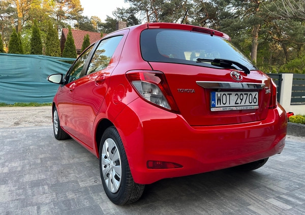 Toyota Yaris cena 27900 przebieg: 139000, rok produkcji 2012 z Marki małe 466